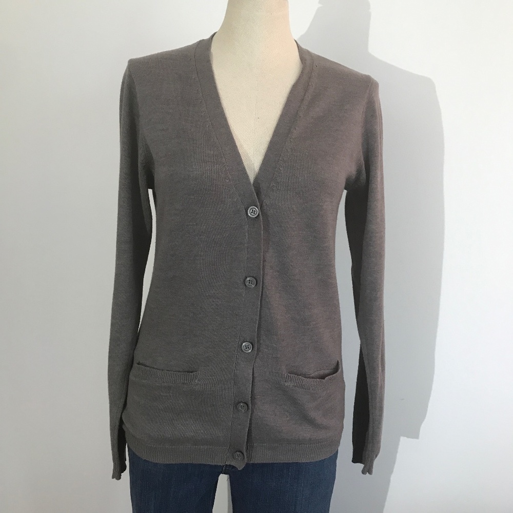 Raphael U - Gray Button up Cardigan / knit / Top